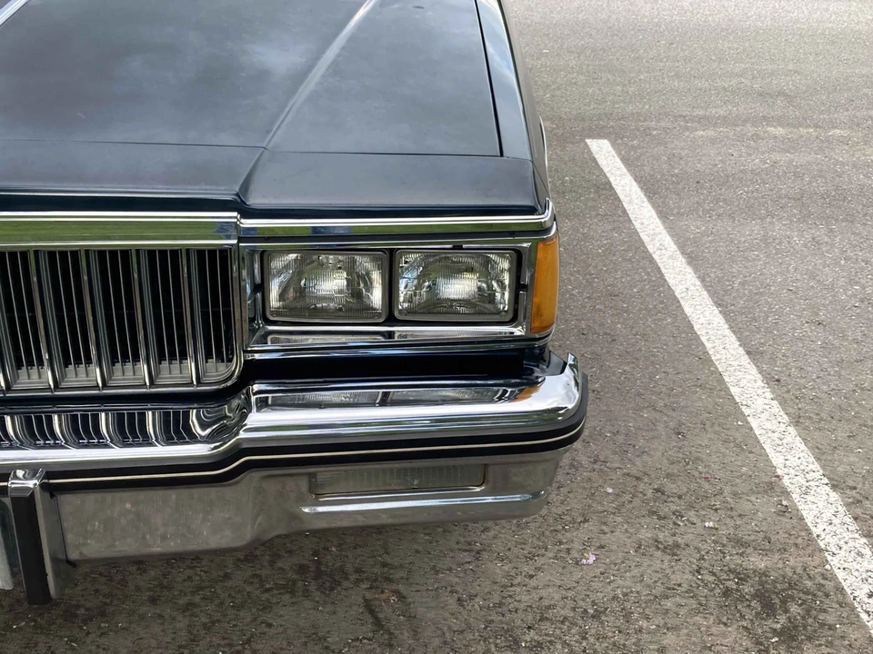1985 Pontiac Parisienne - Image 16 of 31