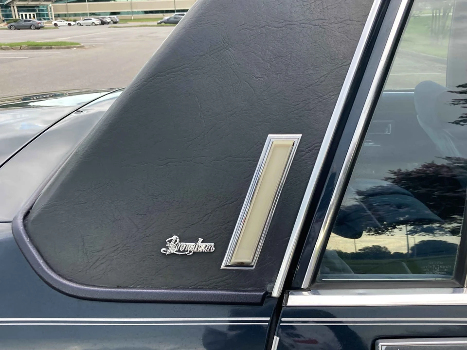 1985 Pontiac Parisienne - Image 26 of 31