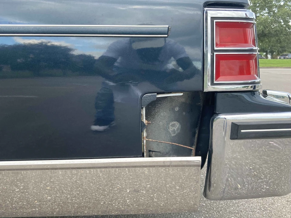 1985 Pontiac Parisienne - Image 30 of 31