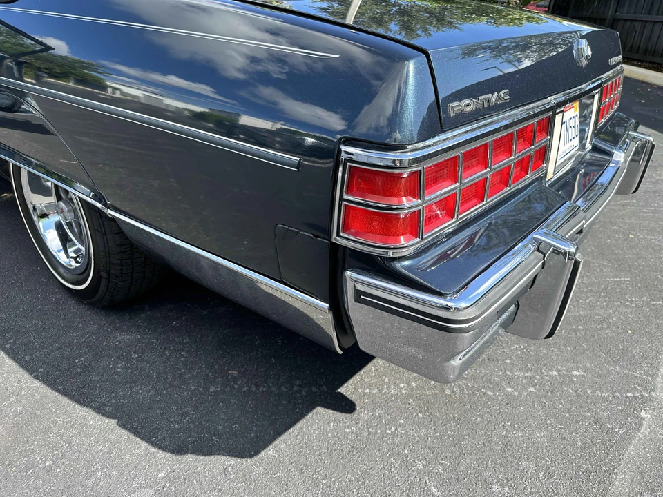 1985 Pontiac Parisienne - Image 21 of 31