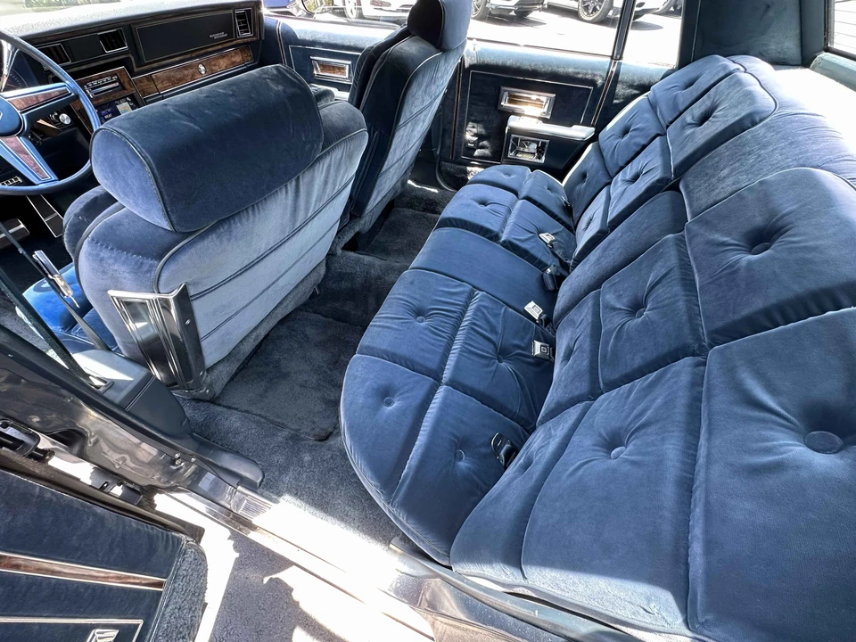 1985 Pontiac Parisienne - Image 27 of 31