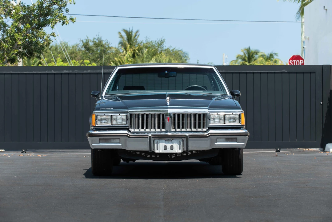 1985 Pontiac Parisienne - Image 3 of 31