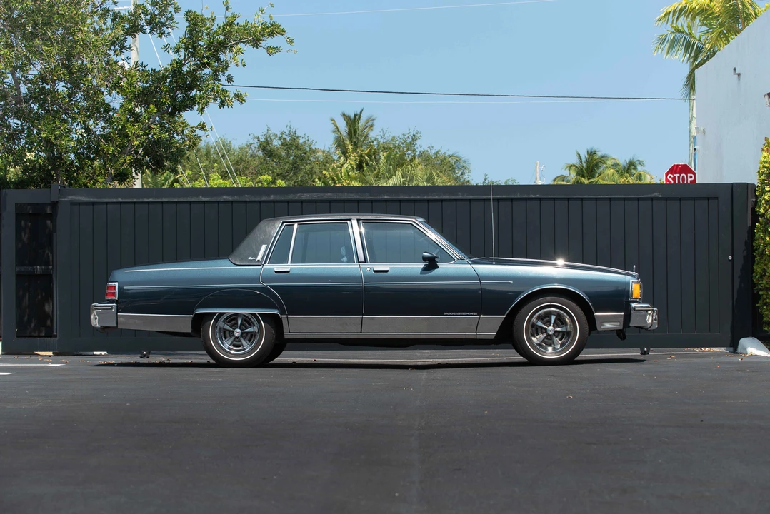 1985 Pontiac Parisienne - Image 4 of 31