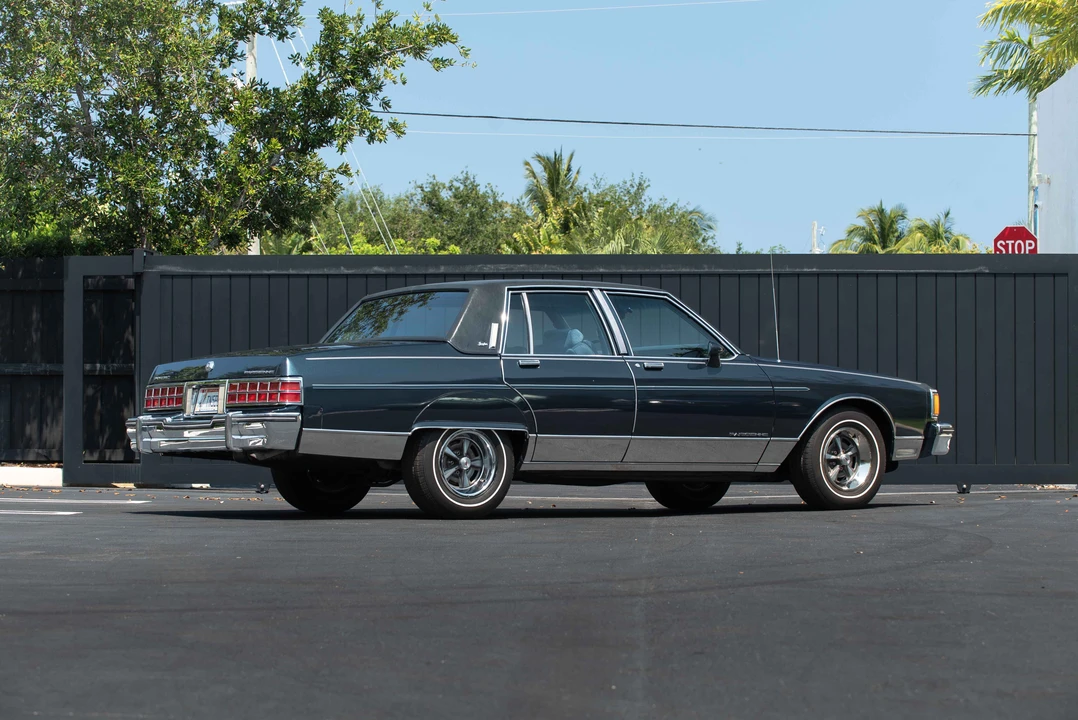 1985 Pontiac Parisienne - Image 5 of 31