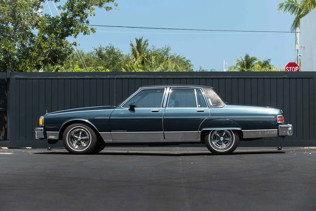 1985 Pontiac Parisienne - Image 8 of 31