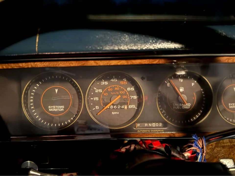 1985 Pontiac Parisienne - Image 10 of 10