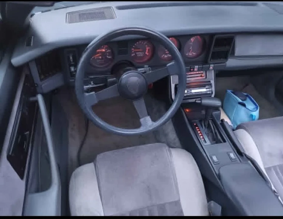 1985 Pontiac Firebird 3rd Gen - Image 4 of 7