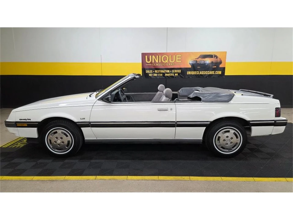 1985 Pontiac Sunbird - Image 7 of 31