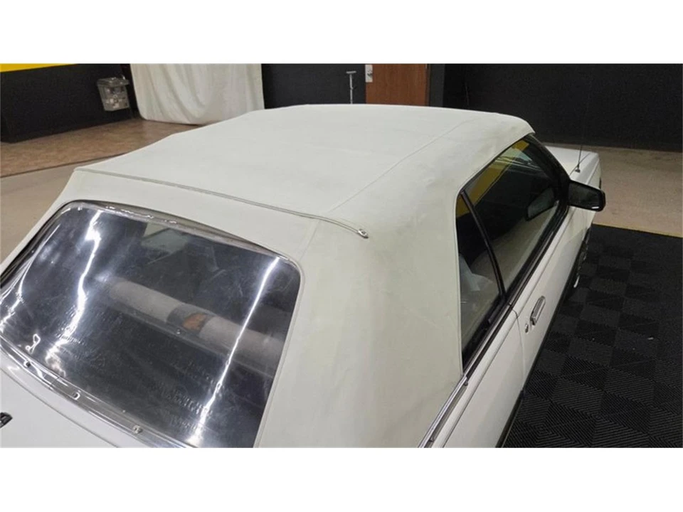 1985 Pontiac Sunbird - Image 28 of 31