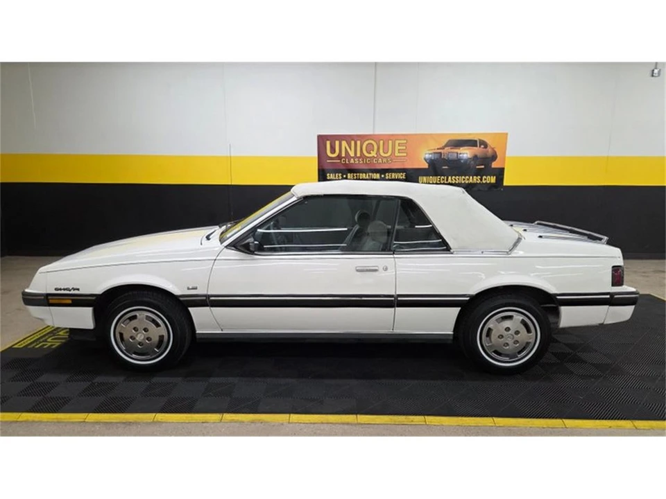 1985 Pontiac Sunbird - Image 23 of 31