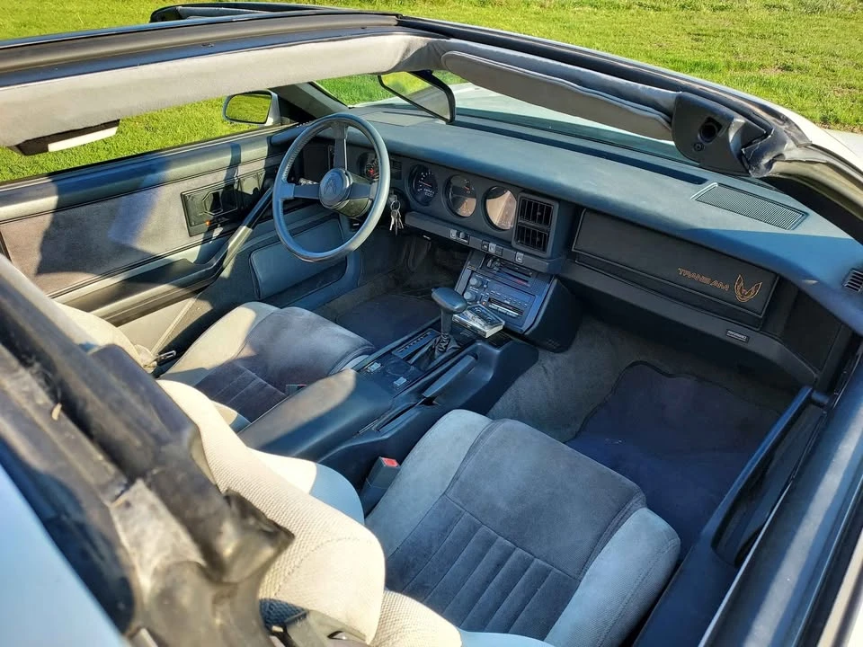 1985 Pontiac Firebird Trans Am 3rd Gen - Image 8 of 8