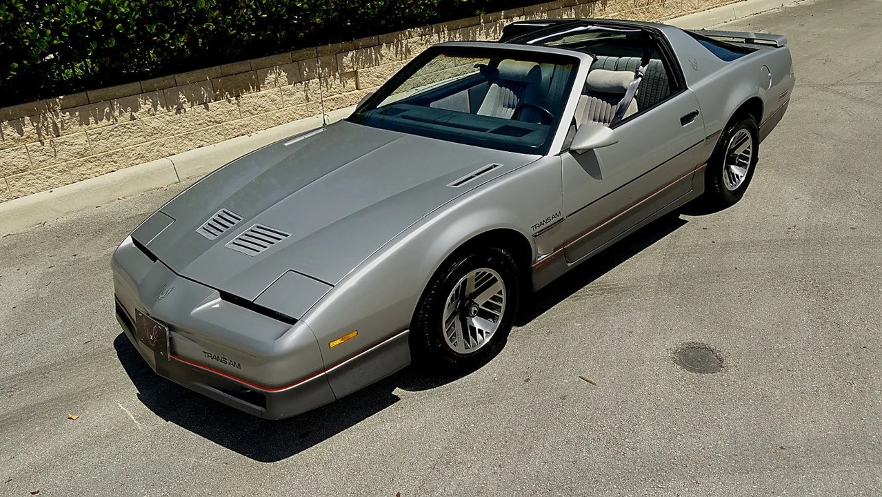 1985 Pontiac Firebird Trans Am 3rd Gen - Image 4 of 27