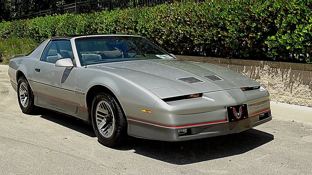 1985 Pontiac Firebird Trans Am 3rd Gen - Image 7 of 27