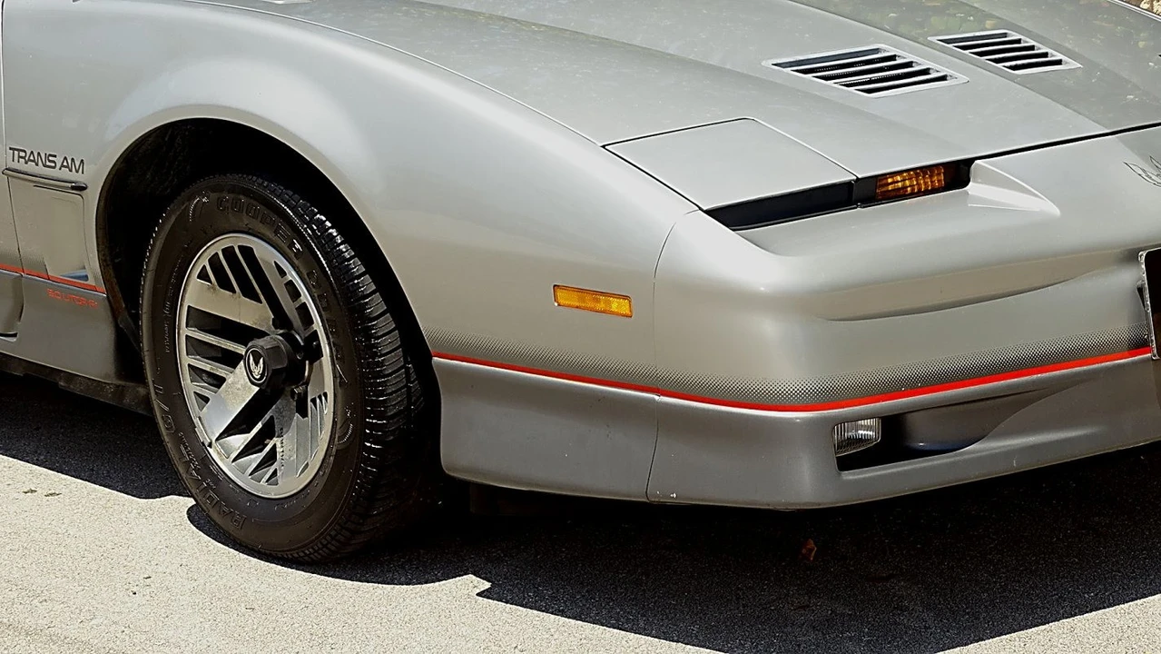 1985 Pontiac Firebird Trans Am 3rd Gen - Image 13 of 27