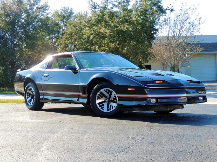 1985 Pontiac Firebird Trans Am 3rd Gen - Image 11 of 12