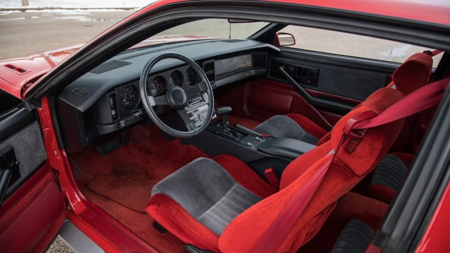 1985 Pontiac Firebird Trans Am 3rd Gen - Image 4 of 12