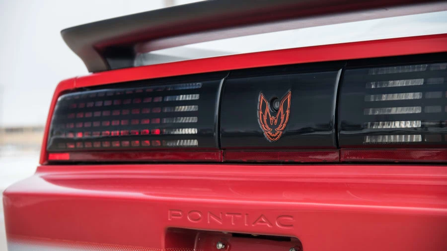 1985 Pontiac Firebird Trans Am 3rd Gen - Image 9 of 12