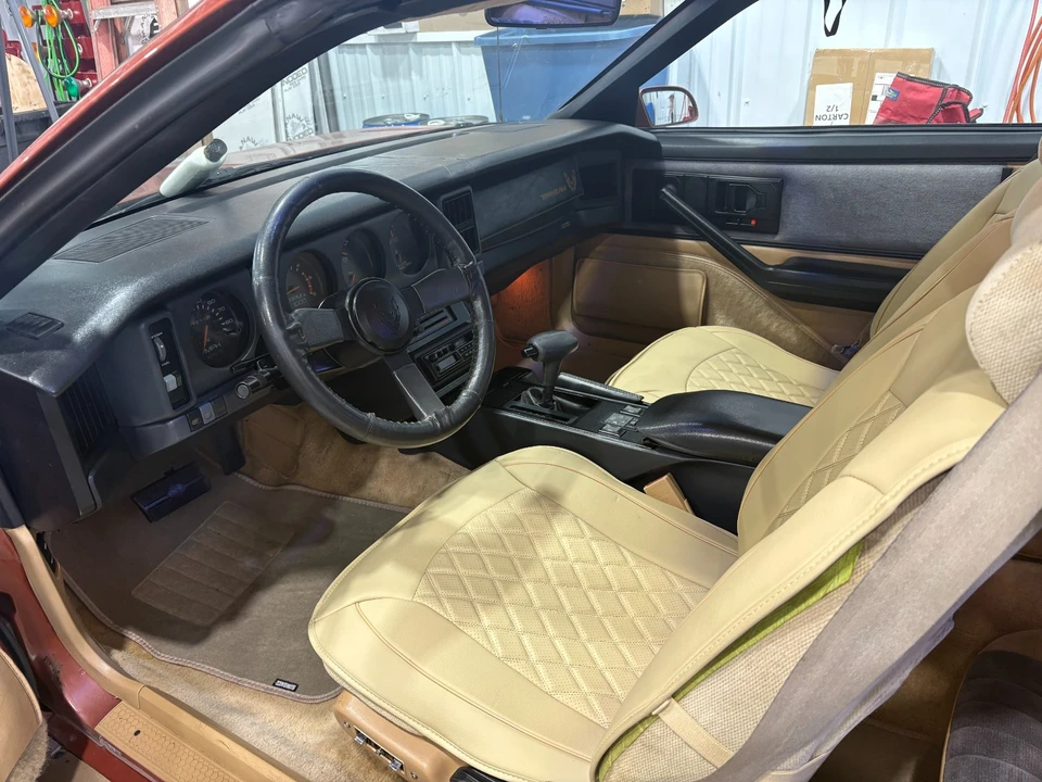 1985 Pontiac Firebird Trans Am 3rd Gen - Image 6 of 13