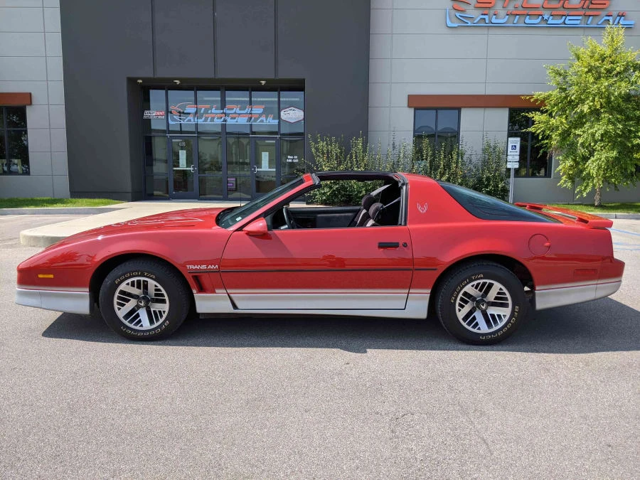 1985 Pontiac Firebird Trans Am 3rd Gen - Image 2 of 26