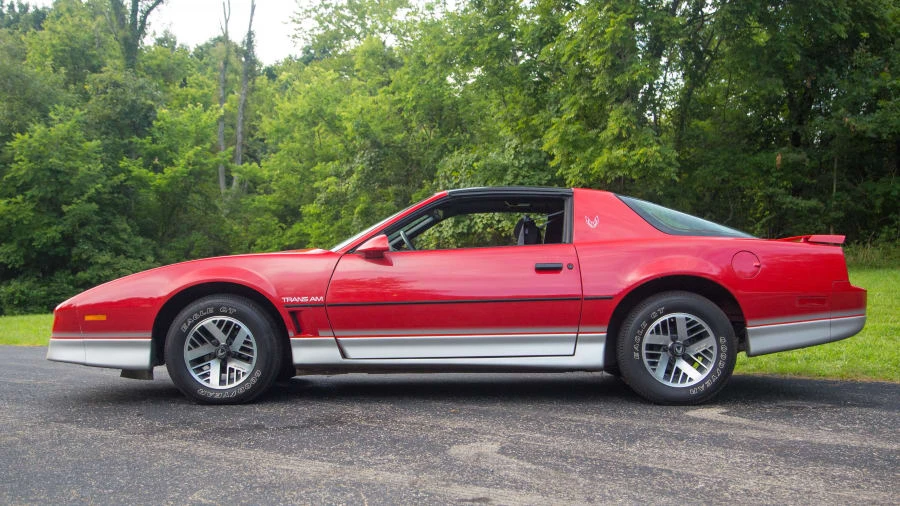 1985 Pontiac Firebird Trans Am 3rd Gen - Image 2 of 12