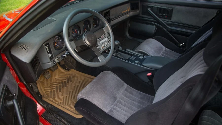 1985 Pontiac Firebird Trans Am 3rd Gen - Image 4 of 12
