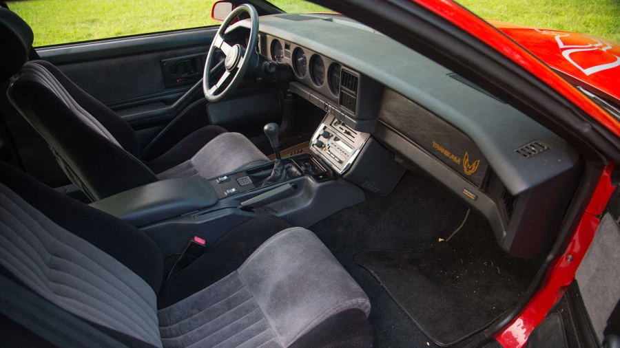 1985 Pontiac Firebird Trans Am 3rd Gen - Image 5 of 12