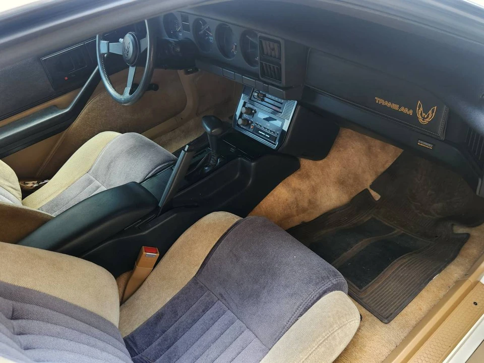 1985 Pontiac Firebird Trans Am 3rd Gen - Image 14 of 24