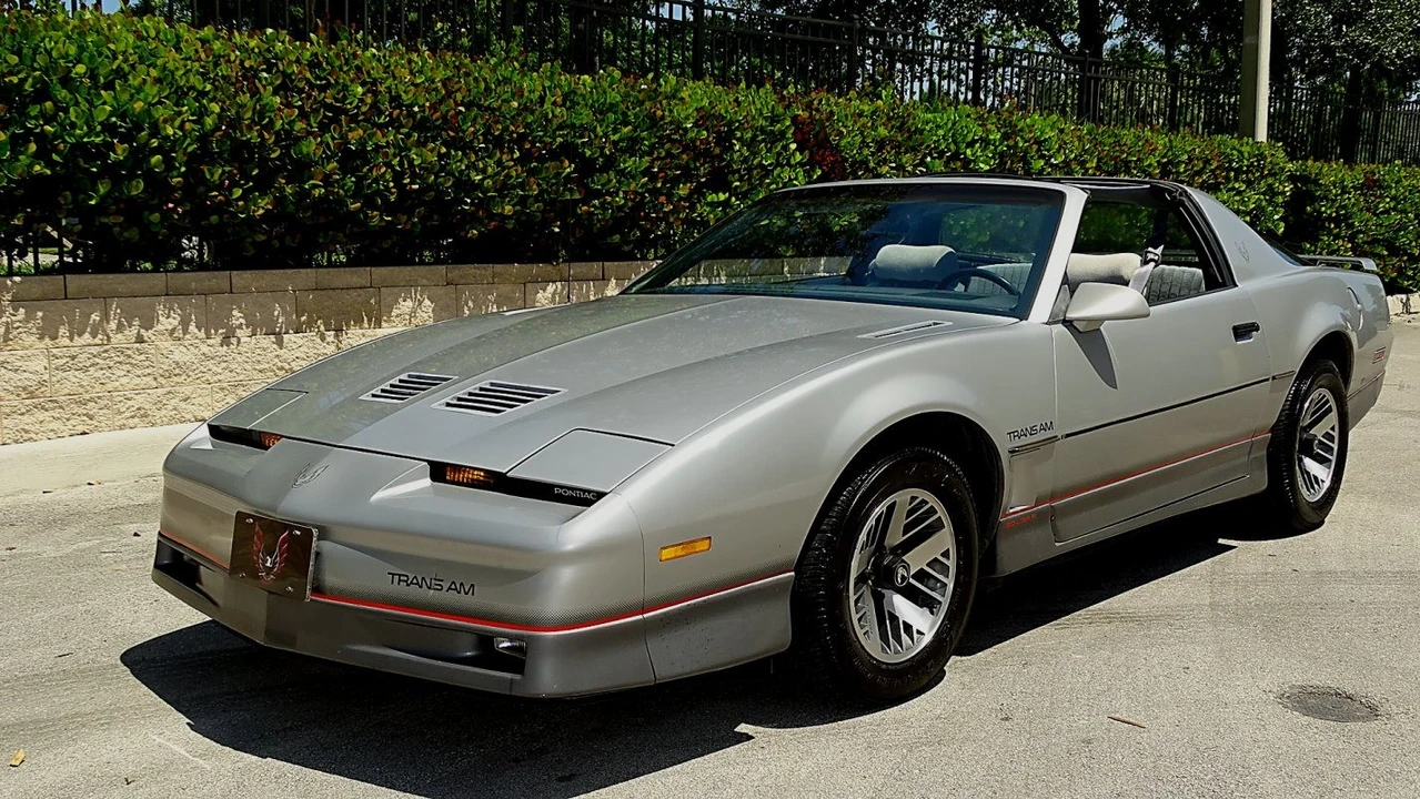 1985 Pontiac Firebird Trans Am 3rd Gen - Image 8 of 21