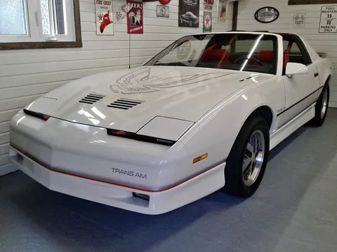 1985 Pontiac Trans Am Firebird T-top