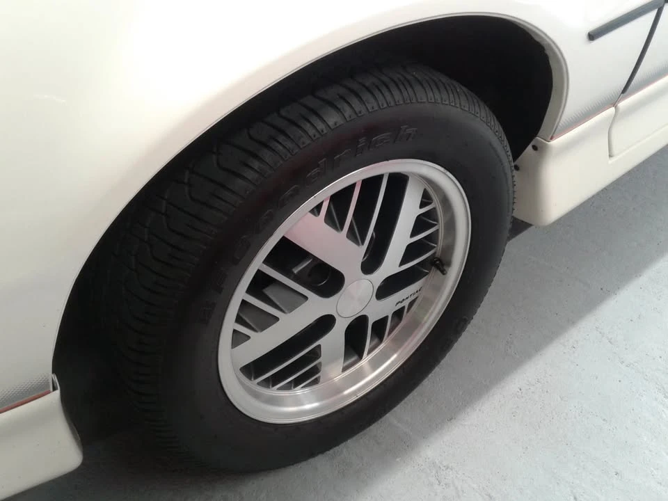 1985 Pontiac Firebird Trans Am 3rd Gen - Image 7 of 20