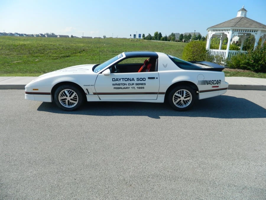 1985 Pontiac Firebird Trans Am 3rd Gen - Image 2 of 8