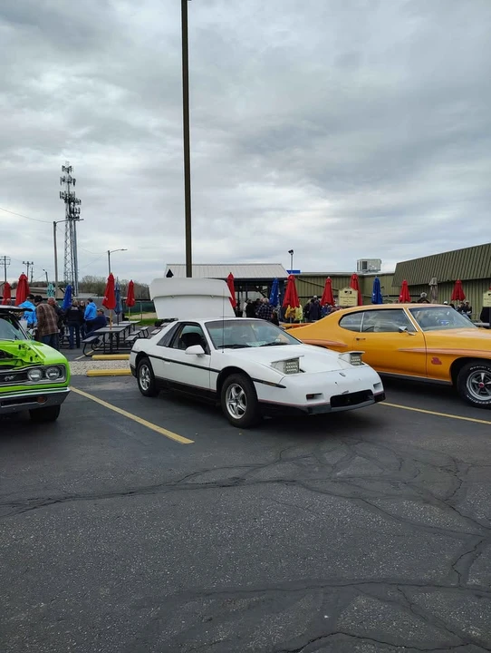 1985 Pontiac Firebird 3rd Gen - Image 6 of 19