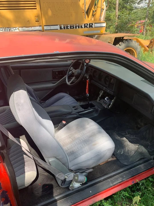 1985 Pontiac Firebird Trans Am 3rd Gen - Image 6 of 8