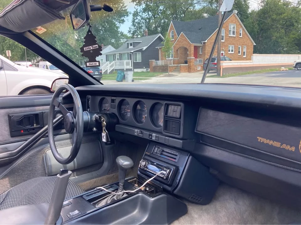 1985 Pontiac Firebird Trans Am 3rd Gen - Image 7 of 11