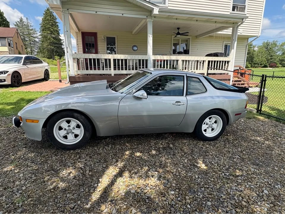 1985 Porsche 944 - Image 2 of 4