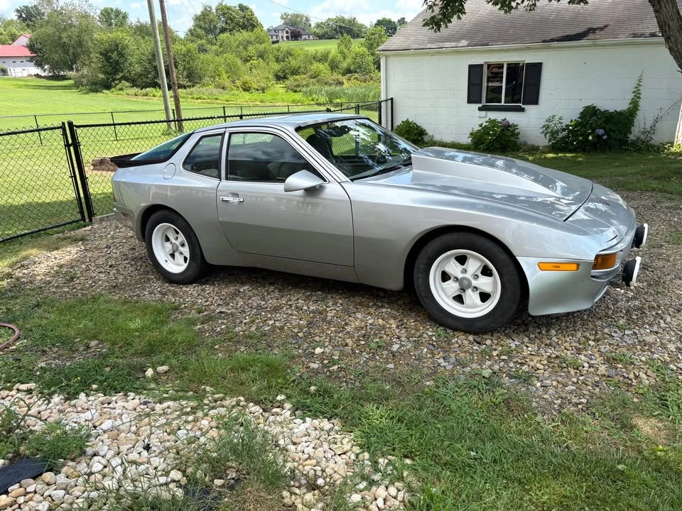 1985 Porsche 944 - Image 3 of 4
