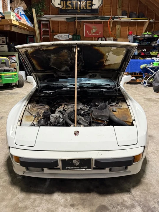 1985 Porsche 944 - Image 3 of 10