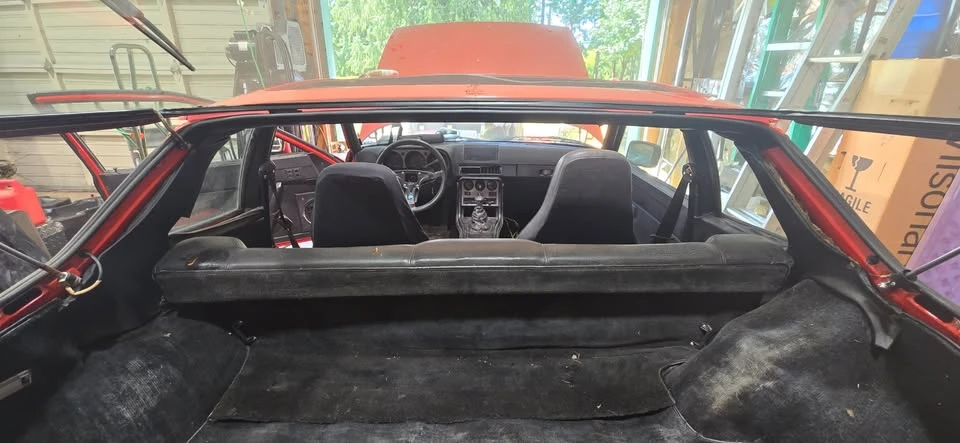 1985 Porsche 944 - Image 7 of 11