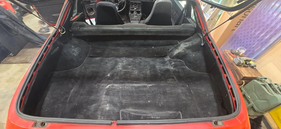 1985 Porsche 944 - Image 6 of 11