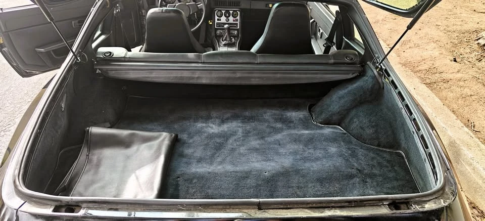 1985 Porsche 944 - Image 15 of 17