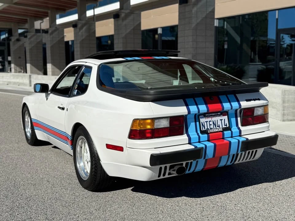 1985 Porsche 944 - Image 7 of 19