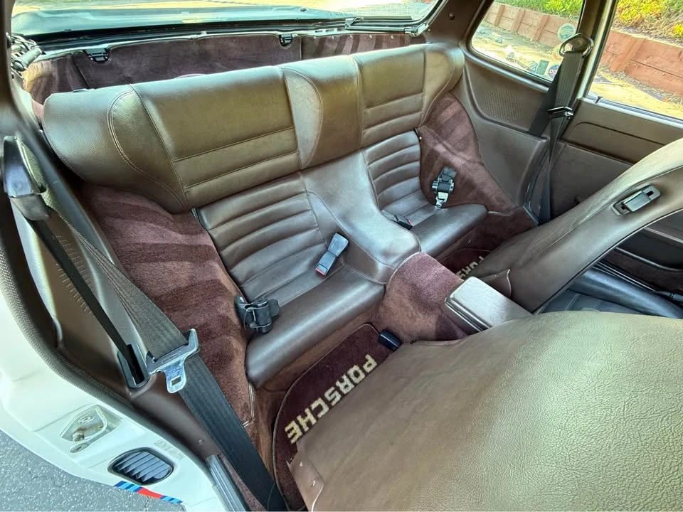 1985 Porsche 944 - Image 15 of 19