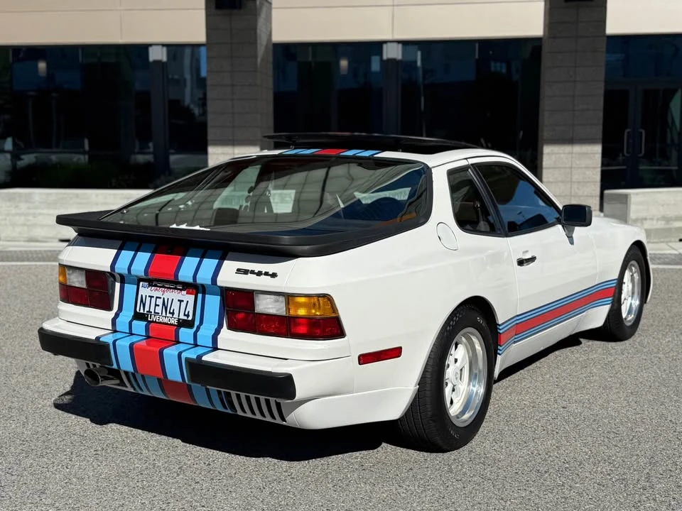 1985 Porsche 944 - Image 6 of 19
