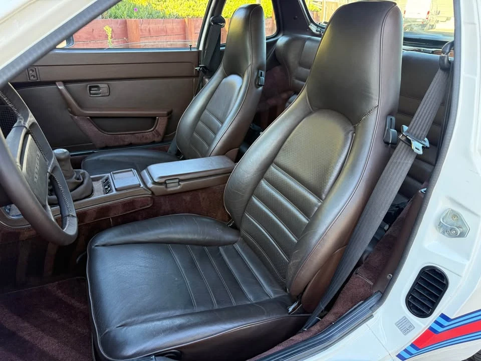 1985 Porsche 944 - Image 10 of 19