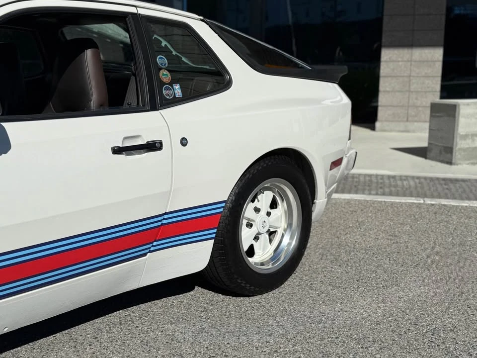1985 Porsche 944 - Image 2 of 19