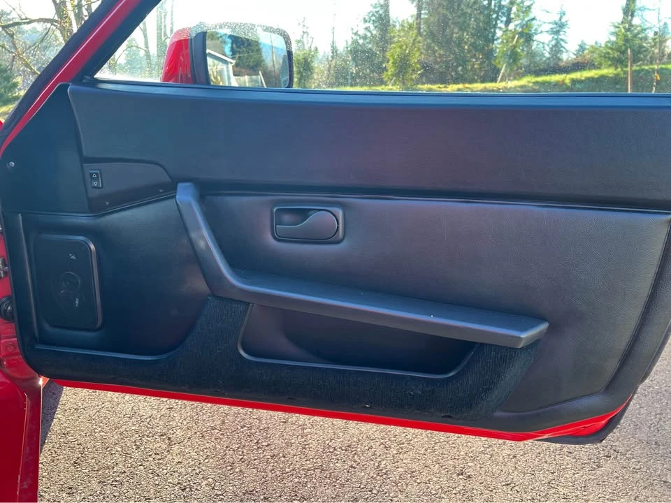 1985 Porsche 944 - Image 14 of 19