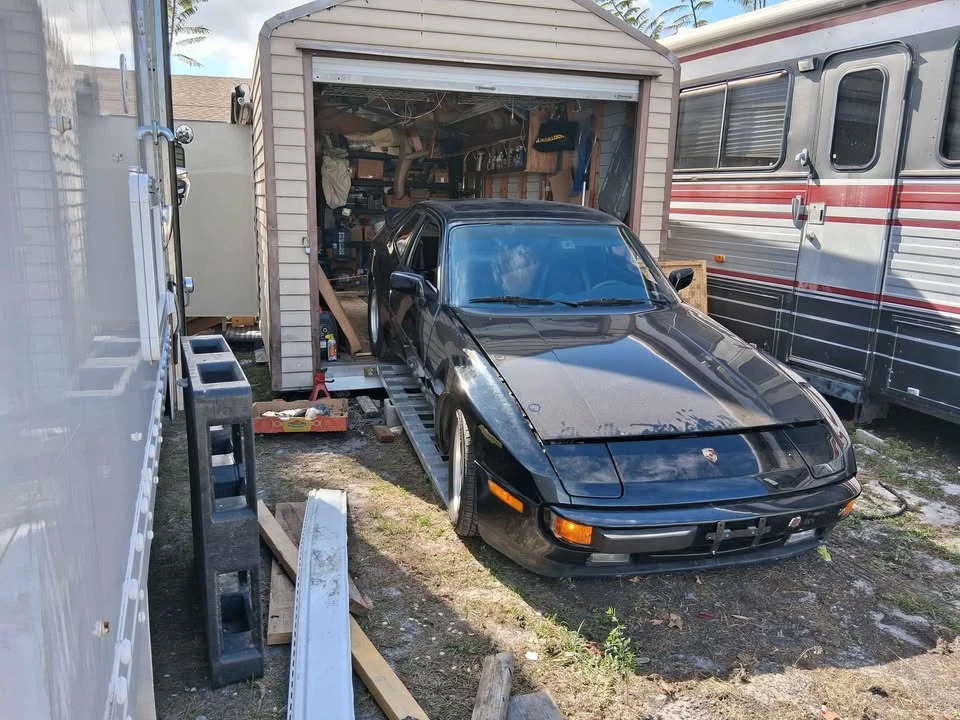 1985 Porsche 944 - Image 2 of 3