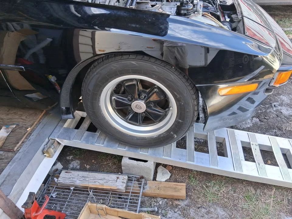 1985 Porsche 944 - Image 3 of 3