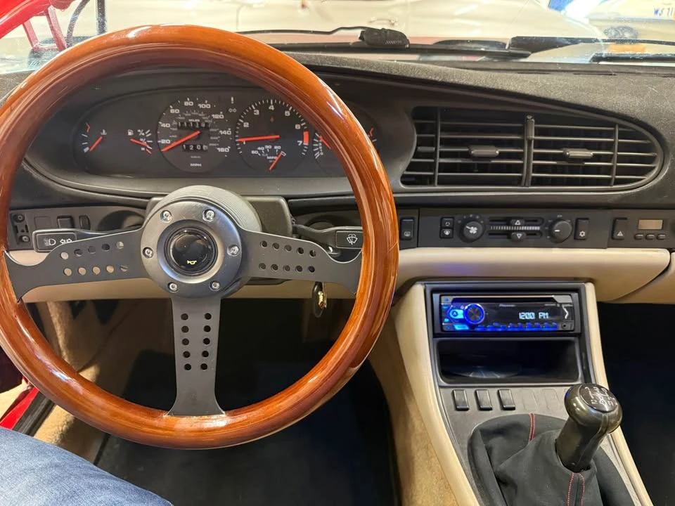 1985 Porsche 944 - Image 7 of 11