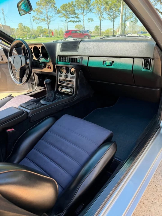 1985 Porsche 944 - Image 12 of 19